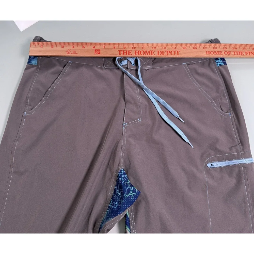HUK Fishing Shorts Mens XL Gray Hybrid Boardshorts Swim Trunks P0000545